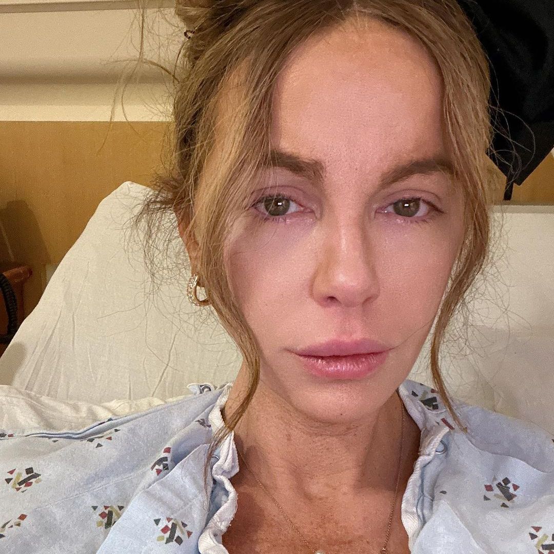 Kate Beckinsale hints at reason for lengthy hospital with 'survivor' t-shirt