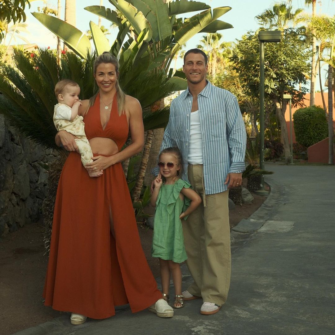 Gemma Atkinson is daughter Mia's double in seriously uncanny throwback