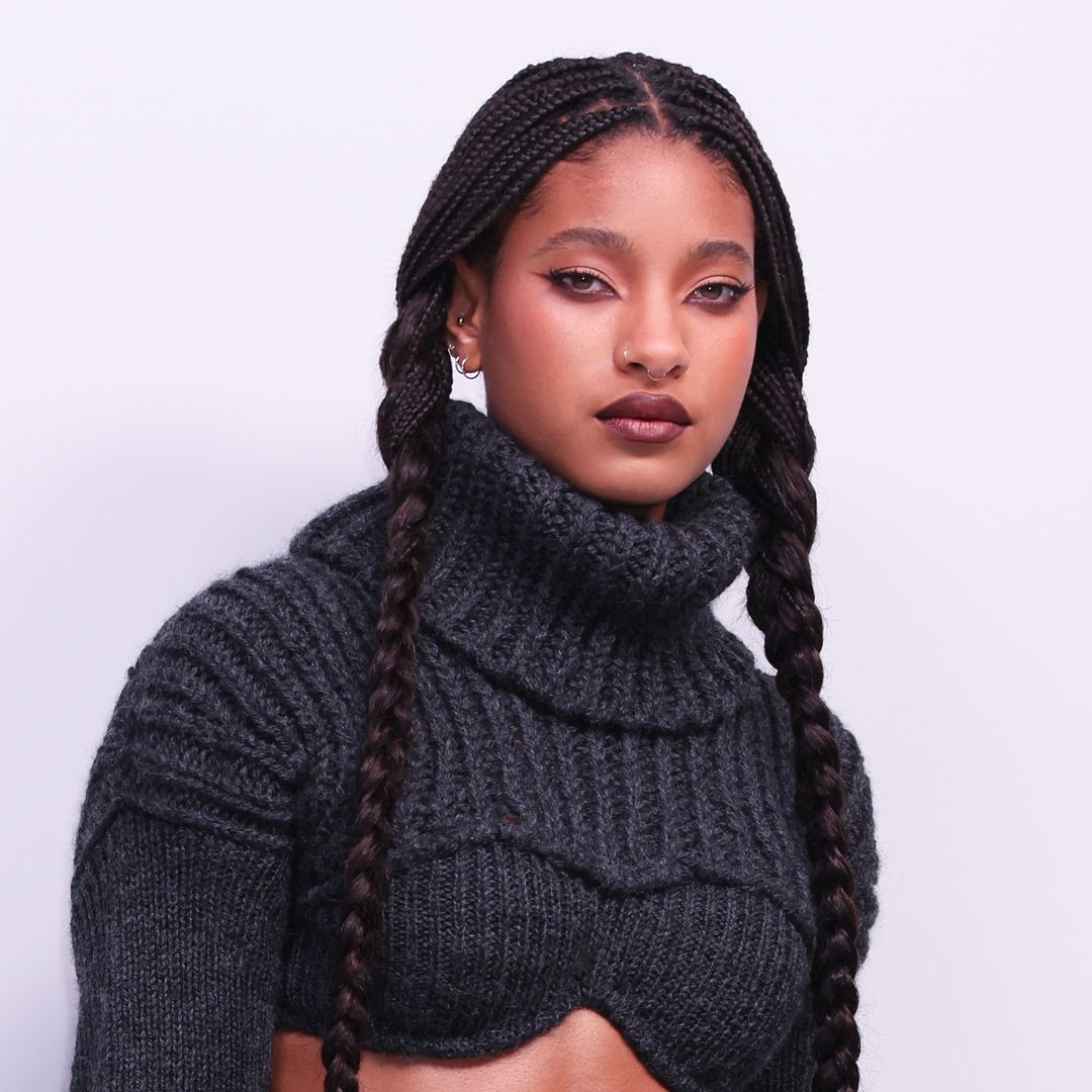 Willow Smith makes surprise appearance that leaves fans in a frenzy
